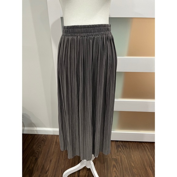 Dresses & Skirts - Women's Charcoal Gray Pleated Maxi Skirt Elastic Waistflowy Midi Skirt Casual
